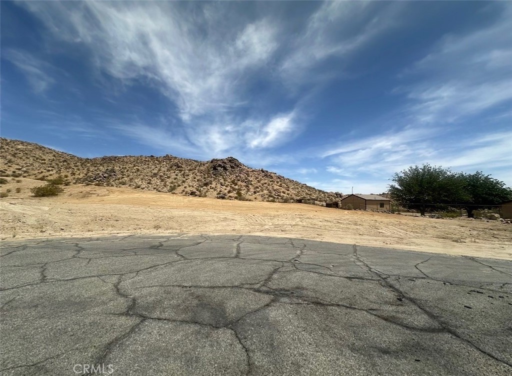 main property photo 4