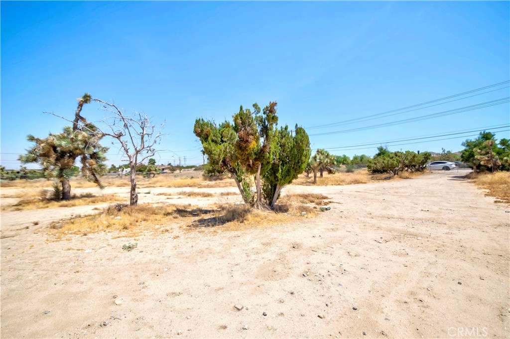 main property photo 17