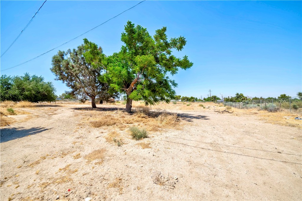 main property photo 19