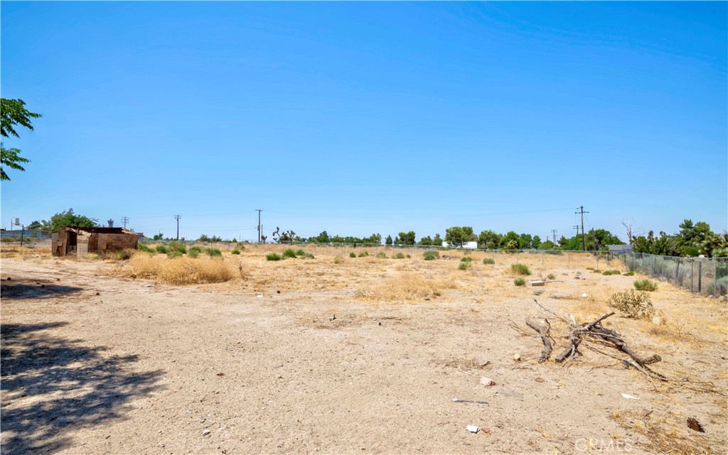 main property photo 20