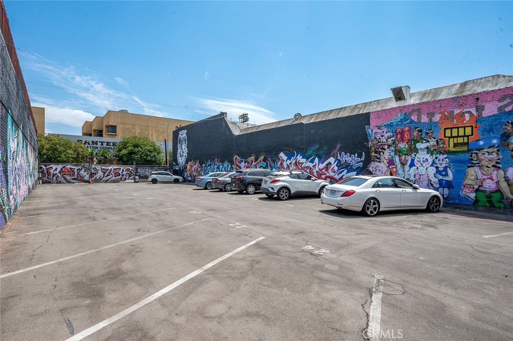 main property photo 44