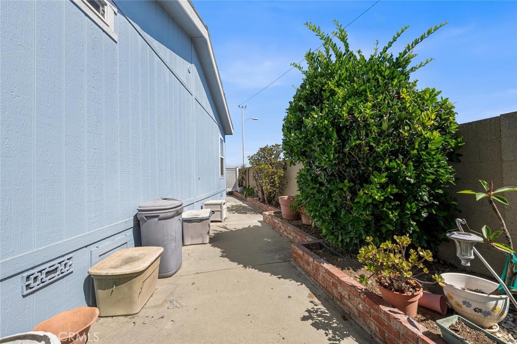 main property photo 64