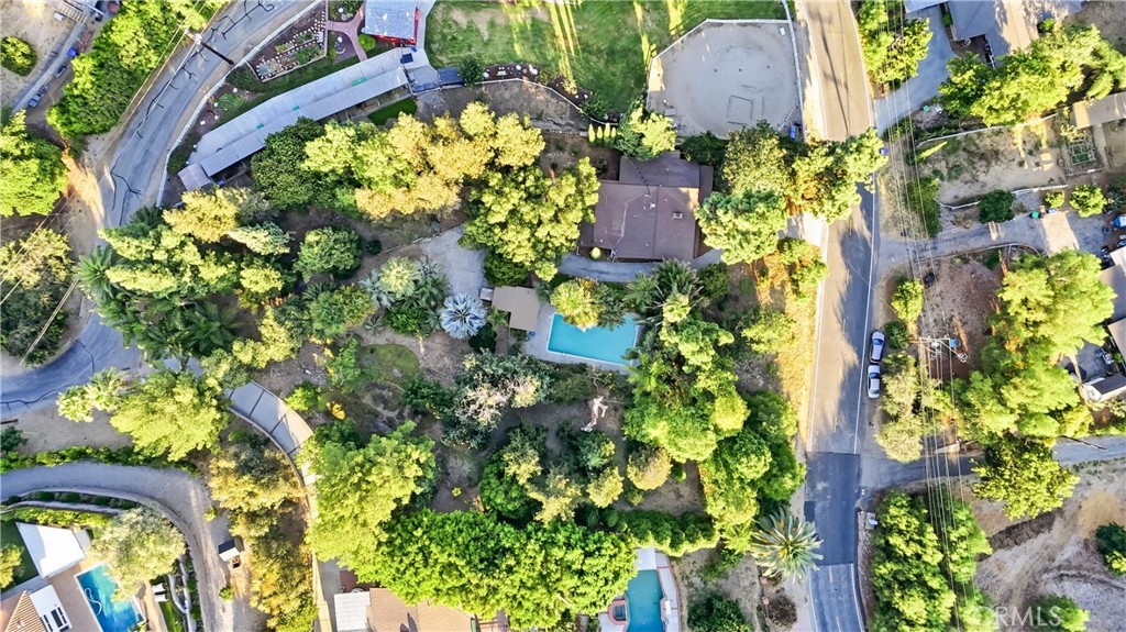 main property photo 54