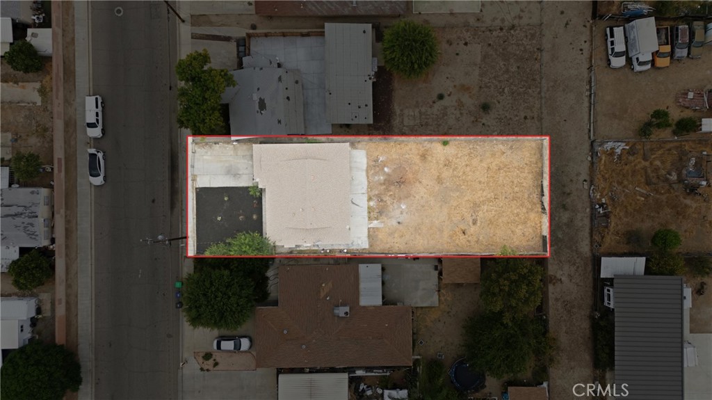 main property photo 25
