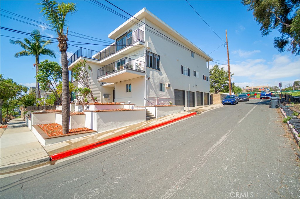 main property photo 48