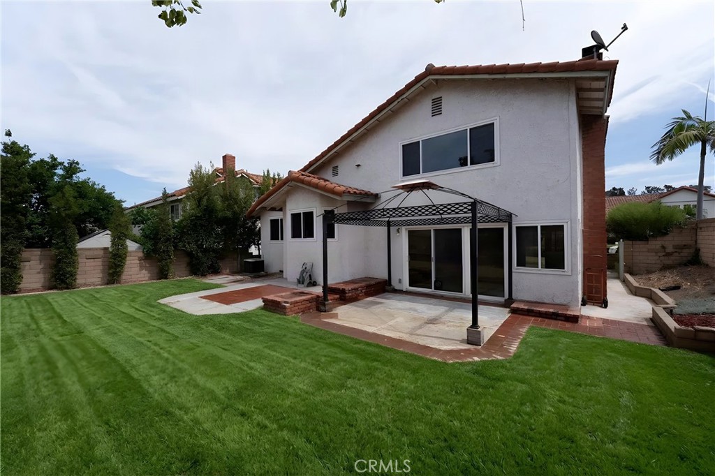 main property photo 15