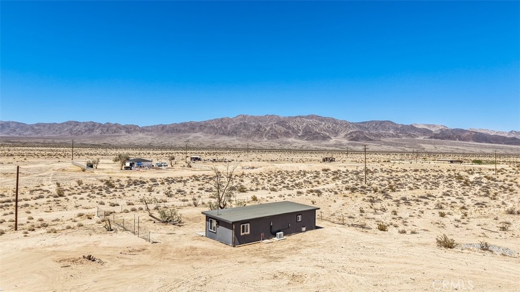 main property photo 13