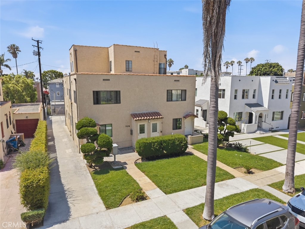 main property photo 9