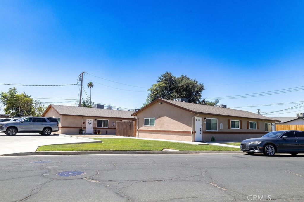 main property photo 32