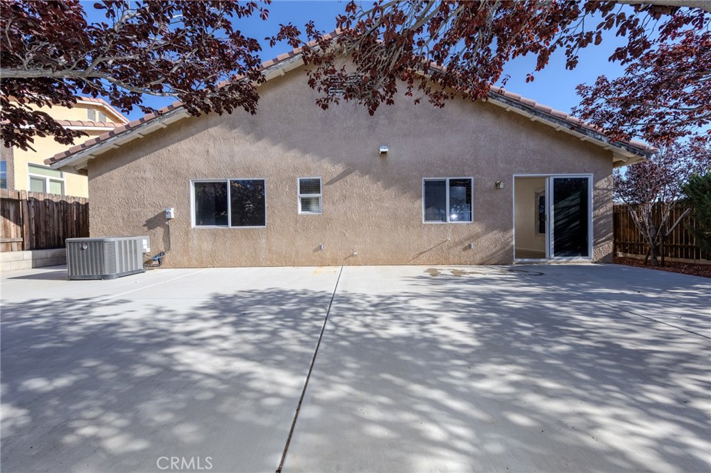 main property photo 40
