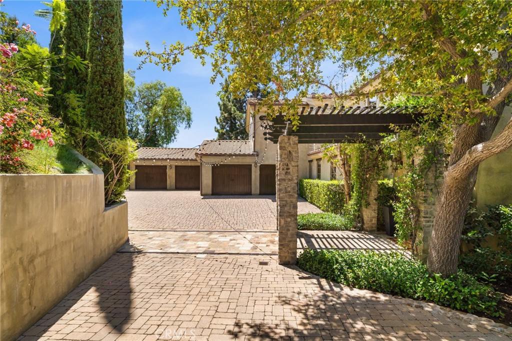 main property photo 46