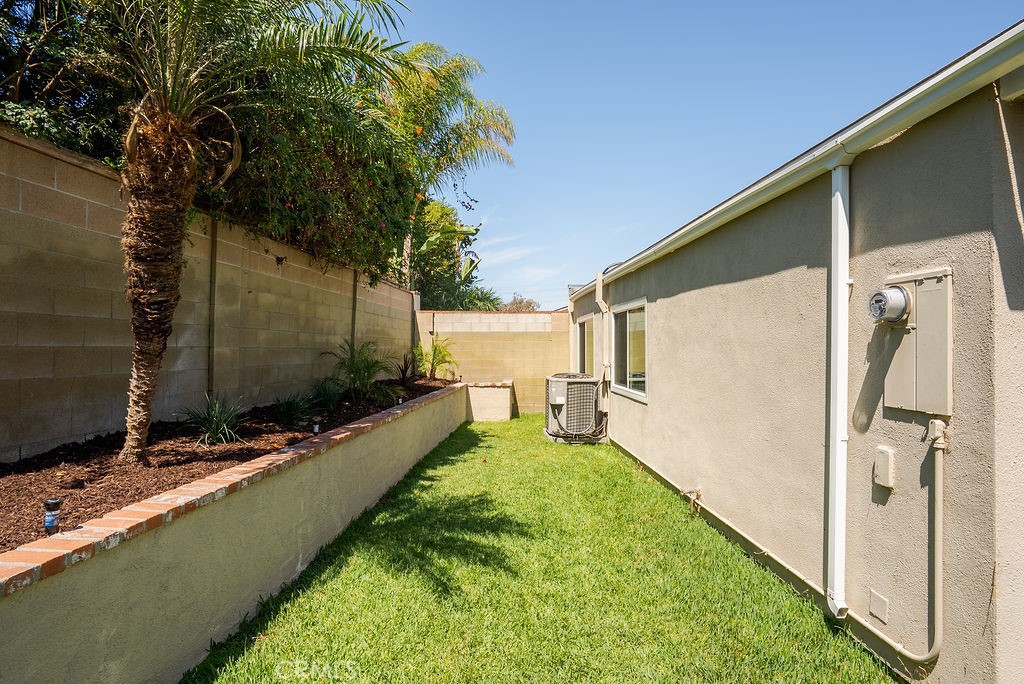 main property photo 50