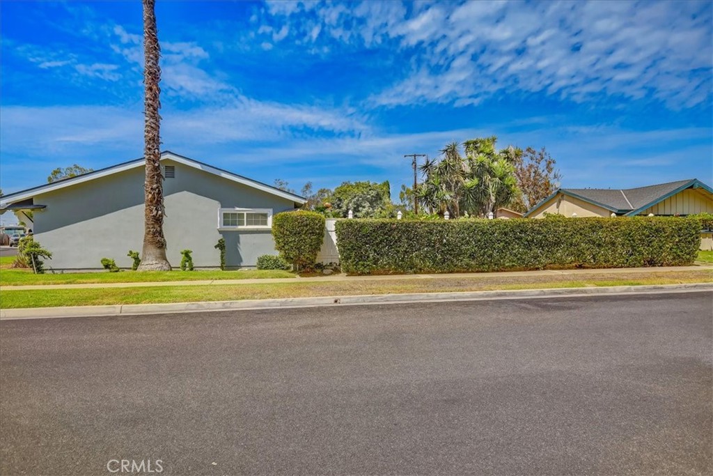 main property photo 74