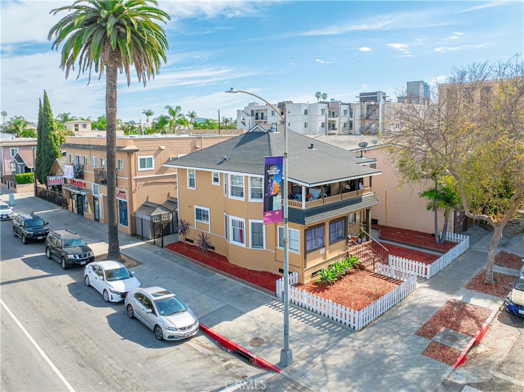 main property photo 11