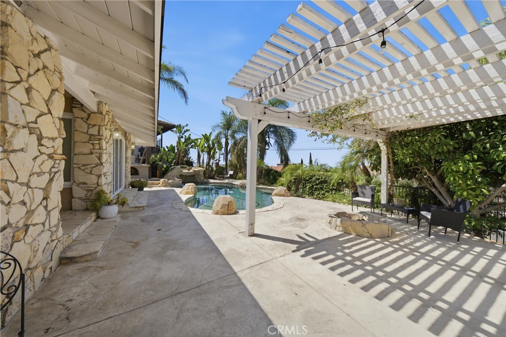 main property photo 44