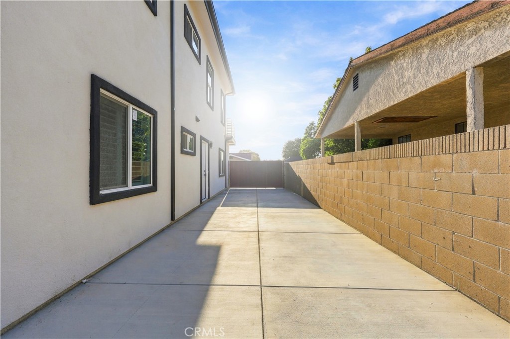 main property photo 54