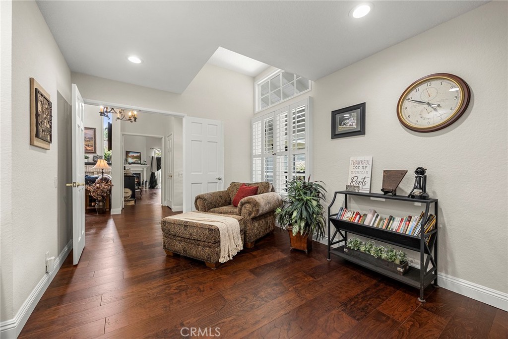 main property photo 19