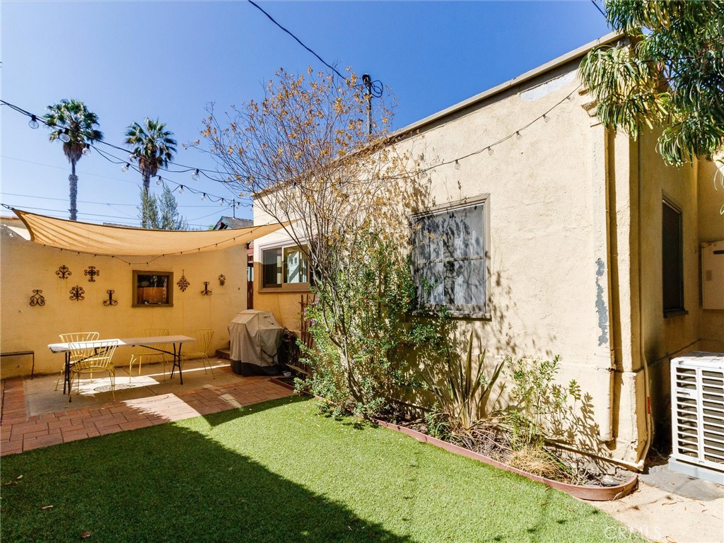 main property photo 25