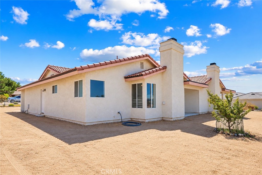 main property photo 26