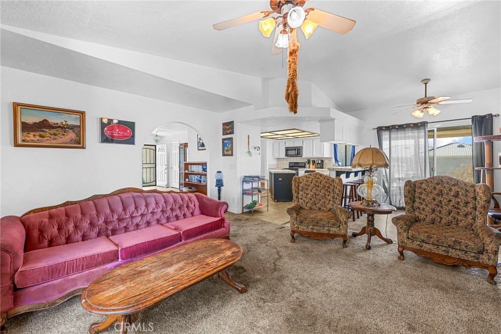 main property photo 4