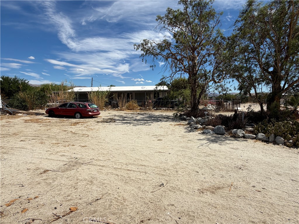 main property photo 8
