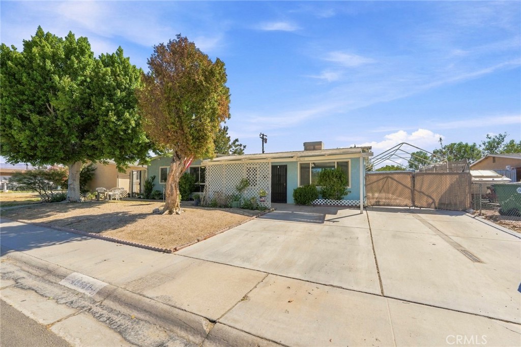 main property photo 5