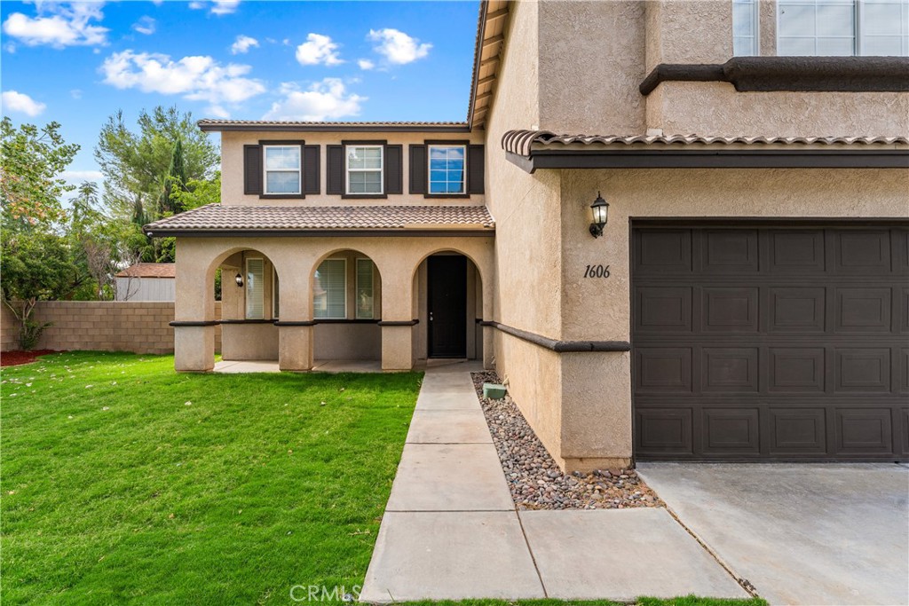 main property photo 4