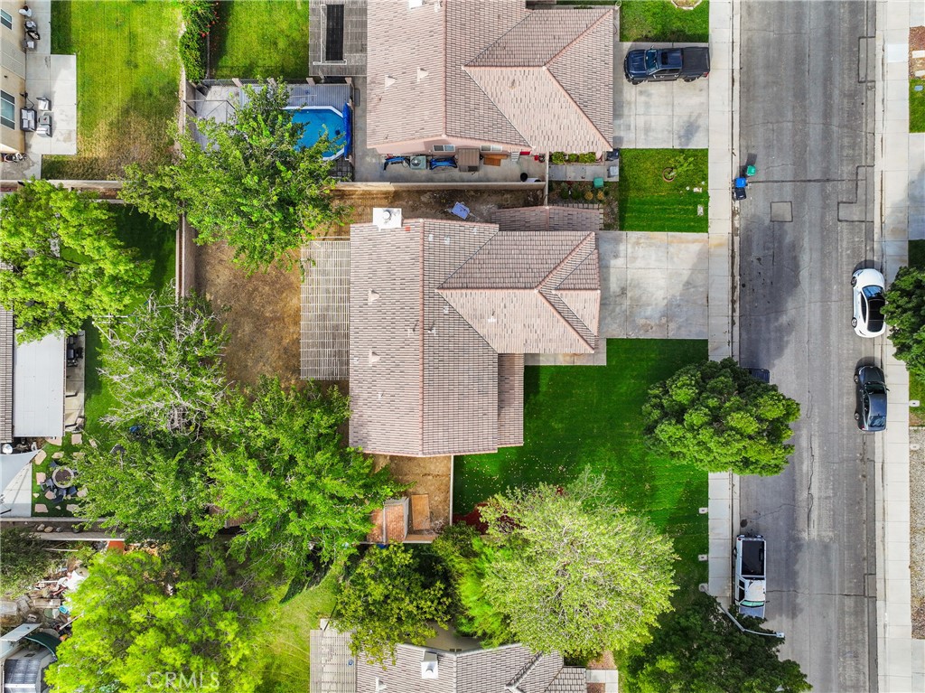 main property photo 54