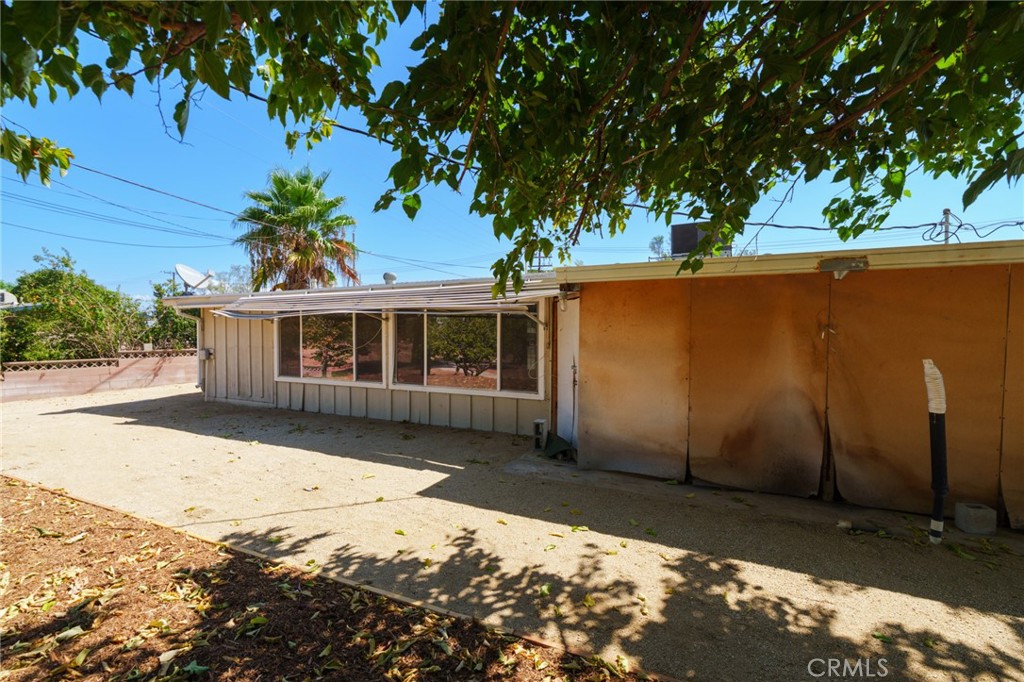 main property photo 25