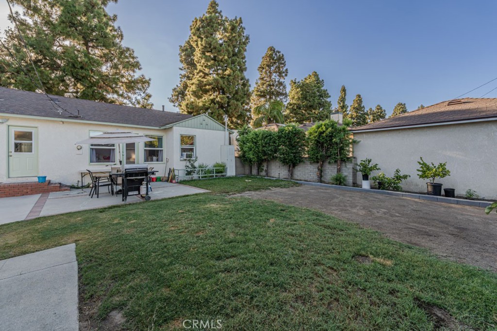 main property photo 40