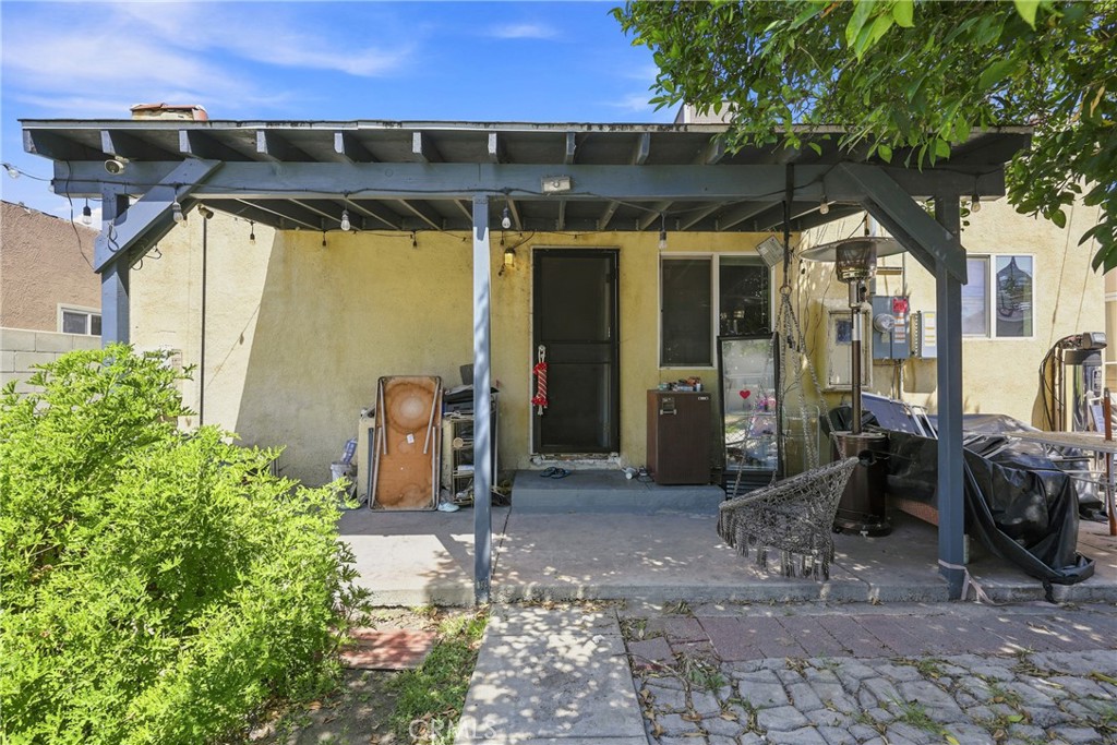 main property photo 14