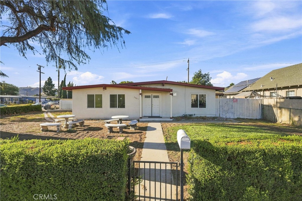 main property photo 1