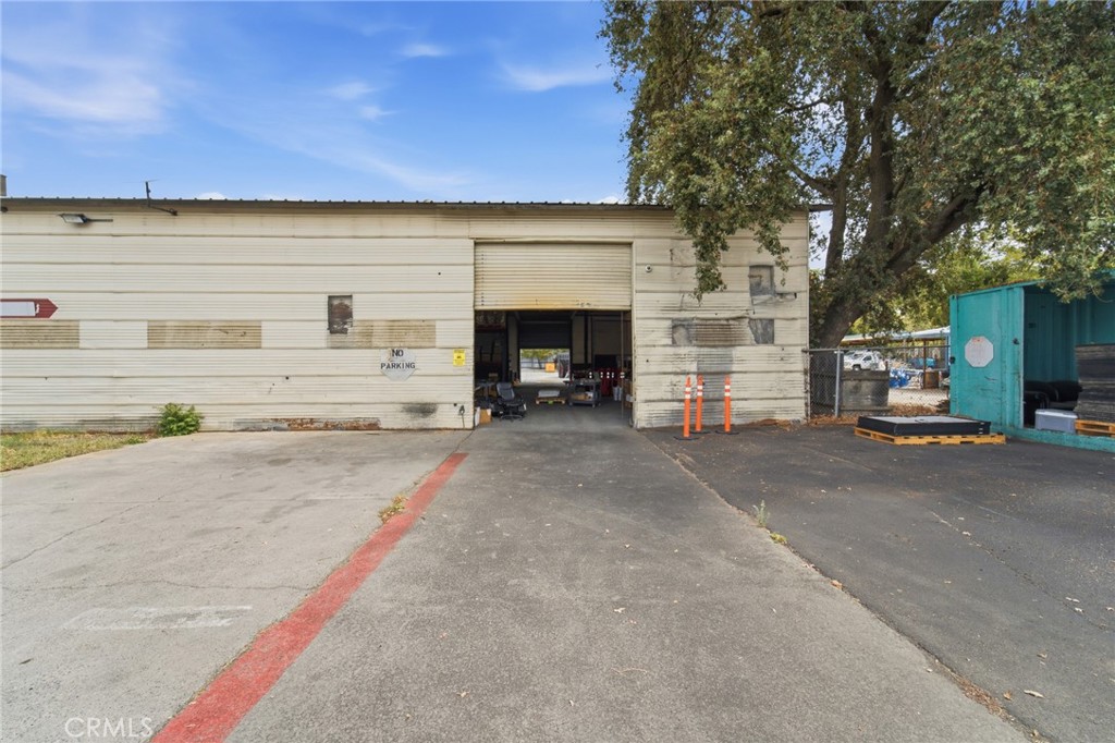 main property photo 16
