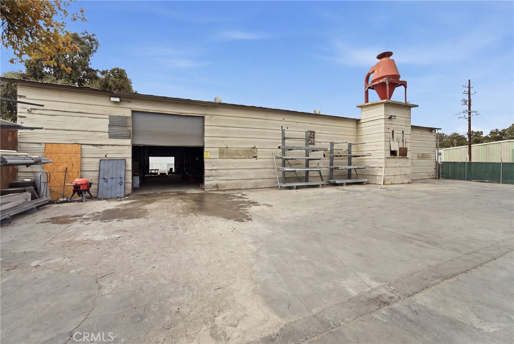 main property photo 7