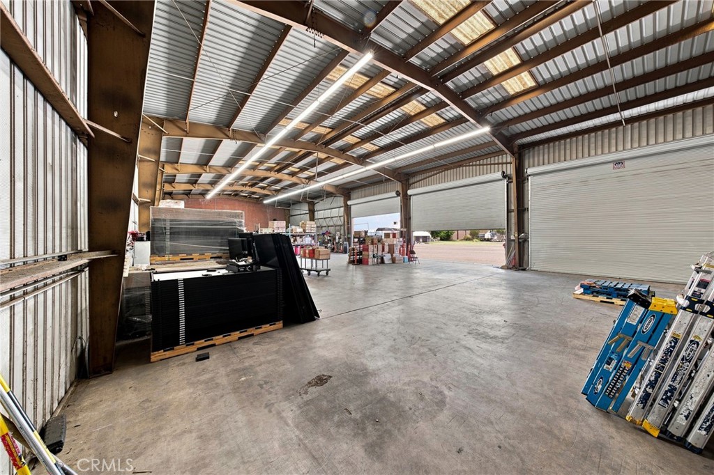 main property photo 15