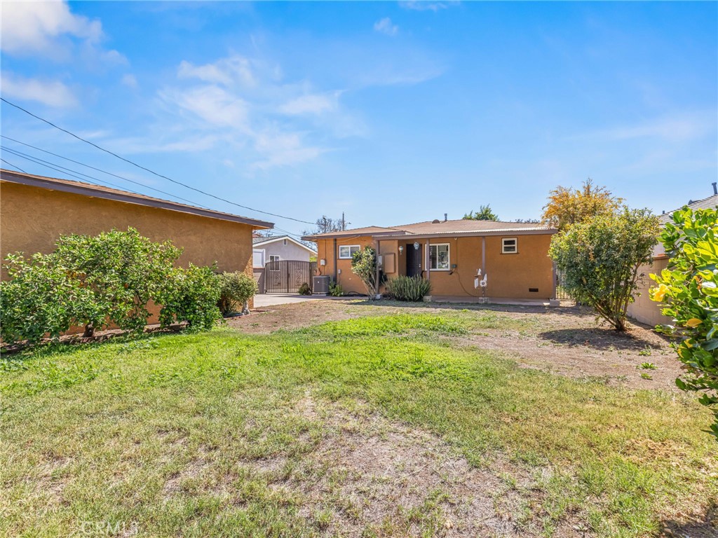main property photo 16