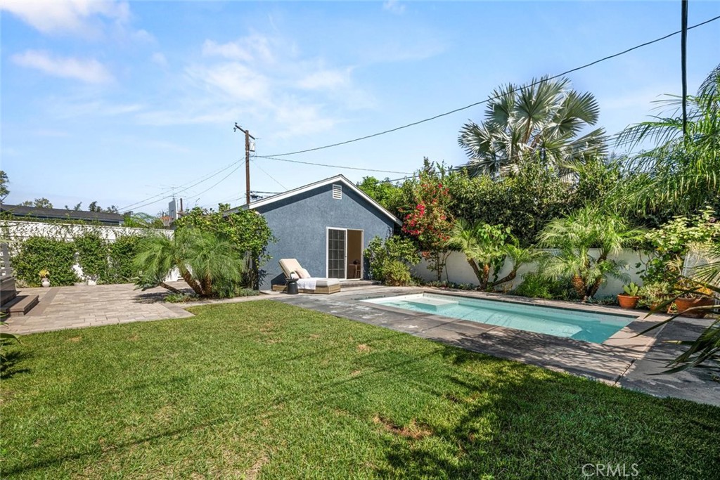 main property photo 41