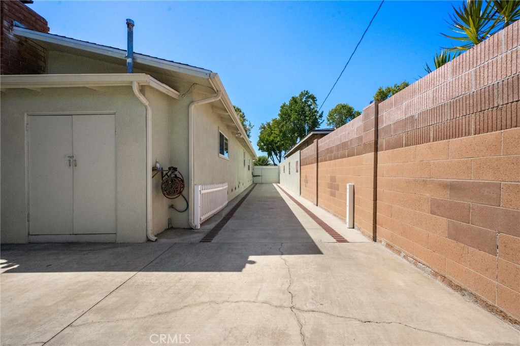 main property photo 64