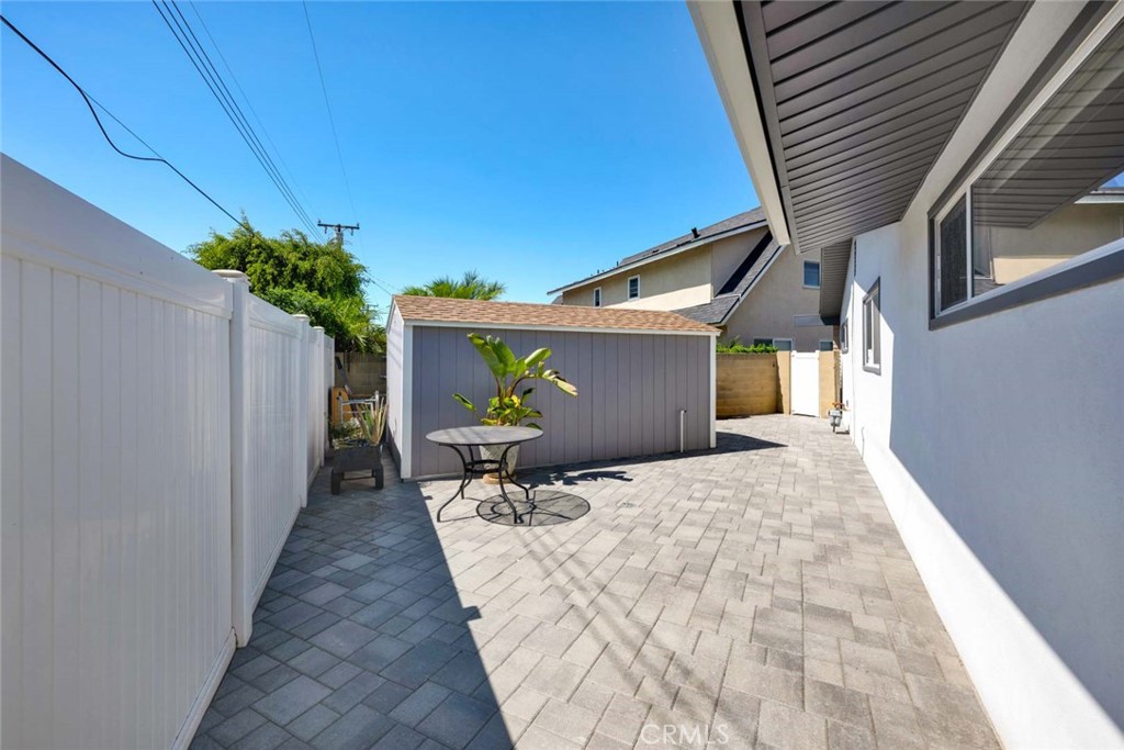 main property photo 51