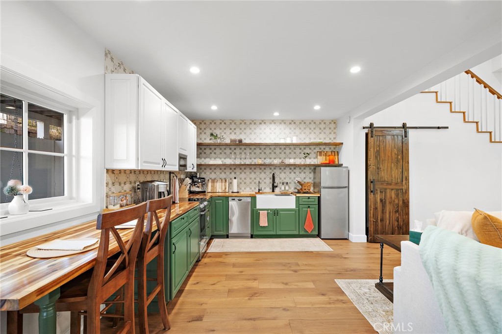 main property photo 51