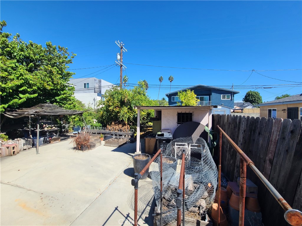 main property photo 27