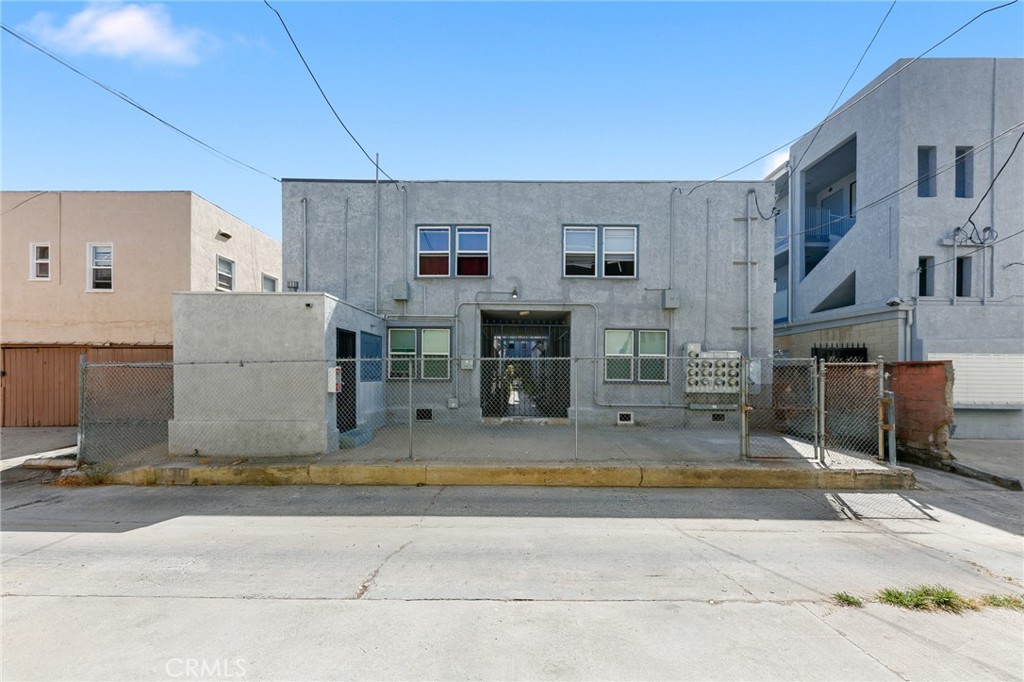 main property photo 20