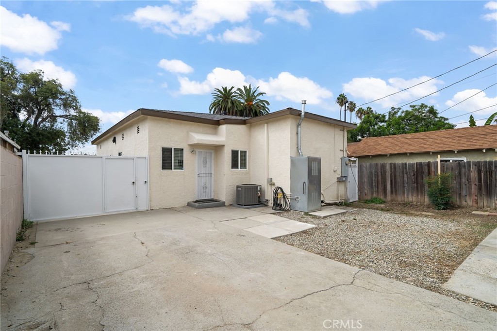main property photo 20