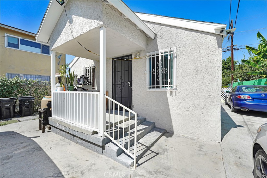 main property photo 13