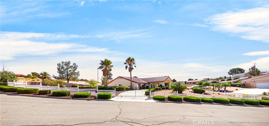 main property photo 41