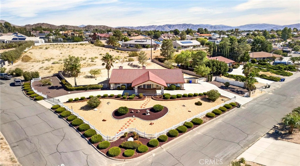 main property photo 7