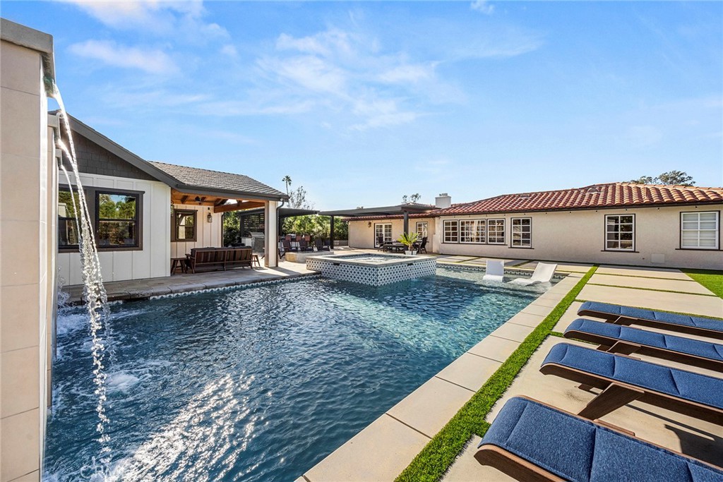 main property photo 63