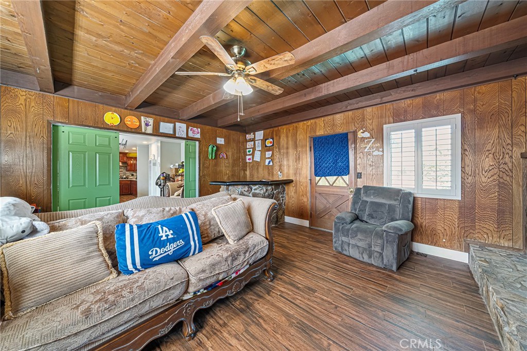 main property photo 13