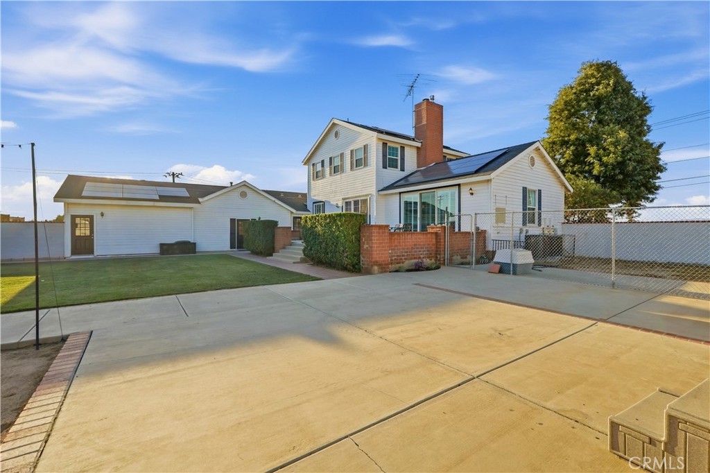 main property photo 50