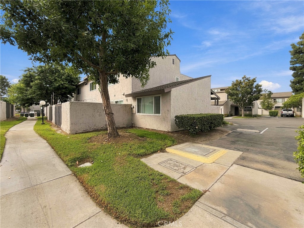 main property photo 50